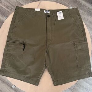 Levi’s Denizen Men’s 10”Cargo Shorts.